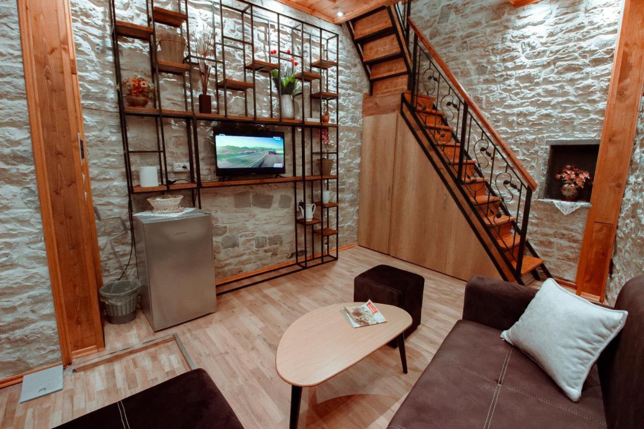 Duplex Apartment Viktoria Gjirokaster Ngoại thất bức ảnh