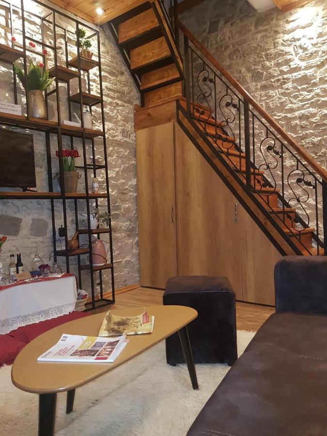 Duplex Apartment Viktoria Gjirokaster Ngoại thất bức ảnh